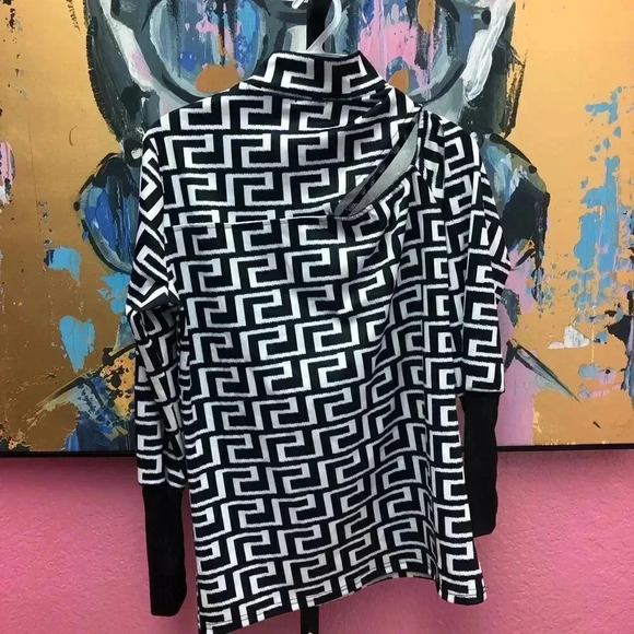 CHICME Geo One Open Shoulder Top - Picture 2 of 5